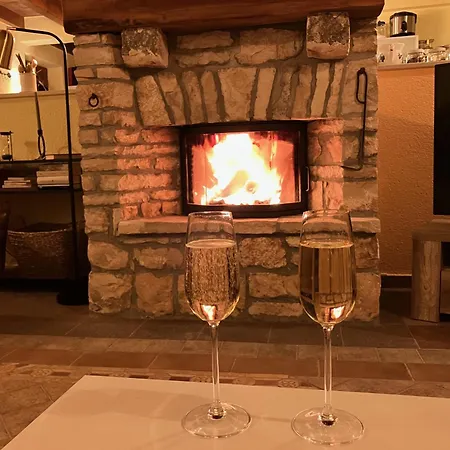 Holiday home Beautiful Stone House In Istria Krnica