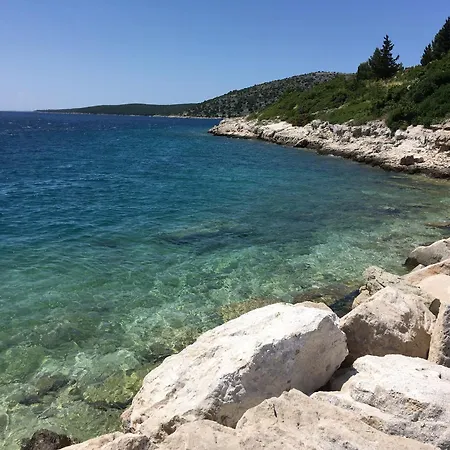 Holiday home Beautiful Stone House In Istria Krnica
